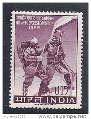 140015785   INDIA  YVERT   Nº  190  */MH - Unused Stamps