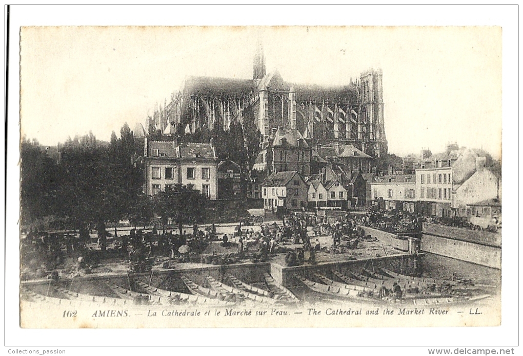 Cp, 80, Amiens,La Cathédrale Et Le Marché Sur L'eau, écrite 1932 ? - Amiens