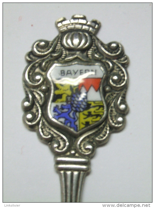 CUILLERE De Collection Poinçon EHJ - Armoiries Blason BAYERN Bavière (Allemagne) Dans Boîte - Cuillers