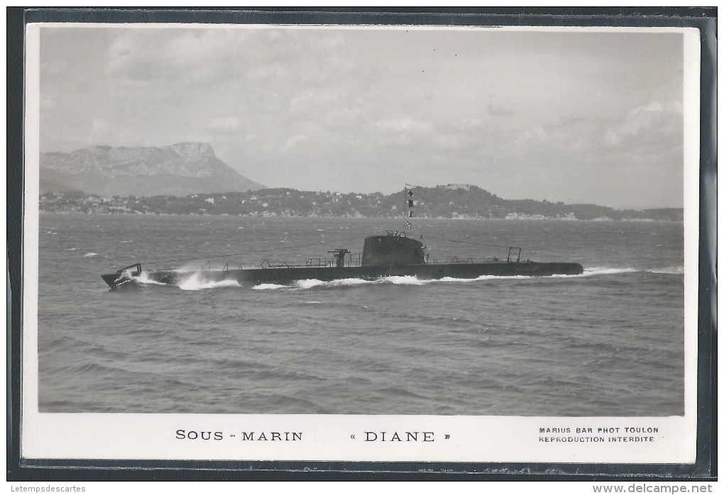 - CARTE PHOTO BATEAUX - Sous-Marin Diane - Submarines