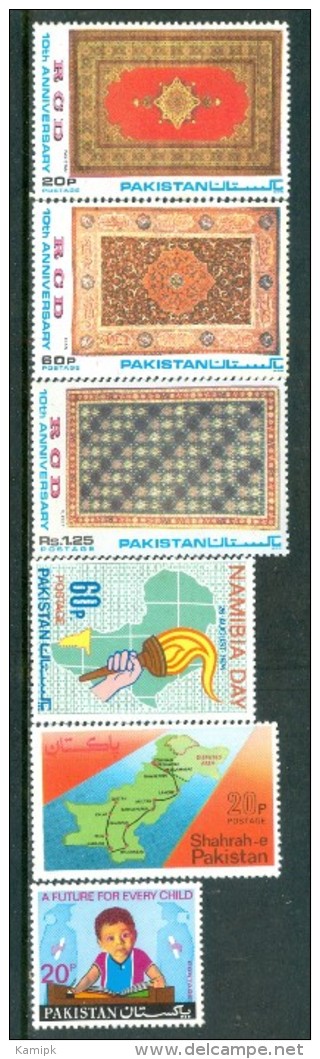 PAKISTAN MNH(**) STAMPS (FOR THE YEAR-1974) - Pakistan