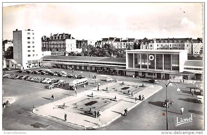 Angers   49    La Gare  Années 1963 - Angers