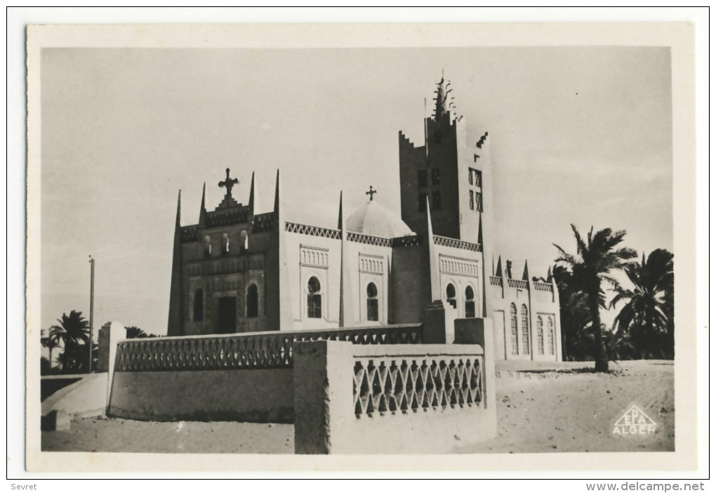 OUARGLA. - L'Eglise. Cpsm 9 X14 - Ouargla