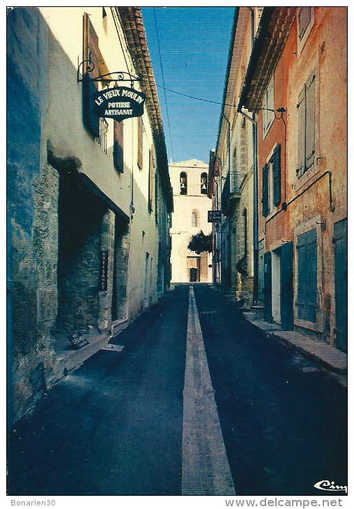 CPSM 84 CUCURON  RUE DE L'EGLISE POTERIE - Autres & Non Classés