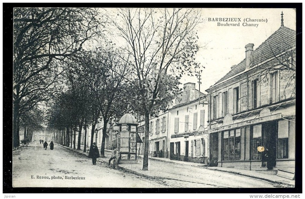 Cpa Du 16 Barbezieux  Boulevard Chanzy   ...  St Hilaire Cognac     JUI36 - Cognac