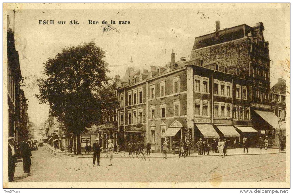 ESCH-SUR-ALZETTE - GRAND DUCHE DU LUXEMBOURG - PEU COURANTE CPA ANIMEE DE 1931. - Esch-Alzette