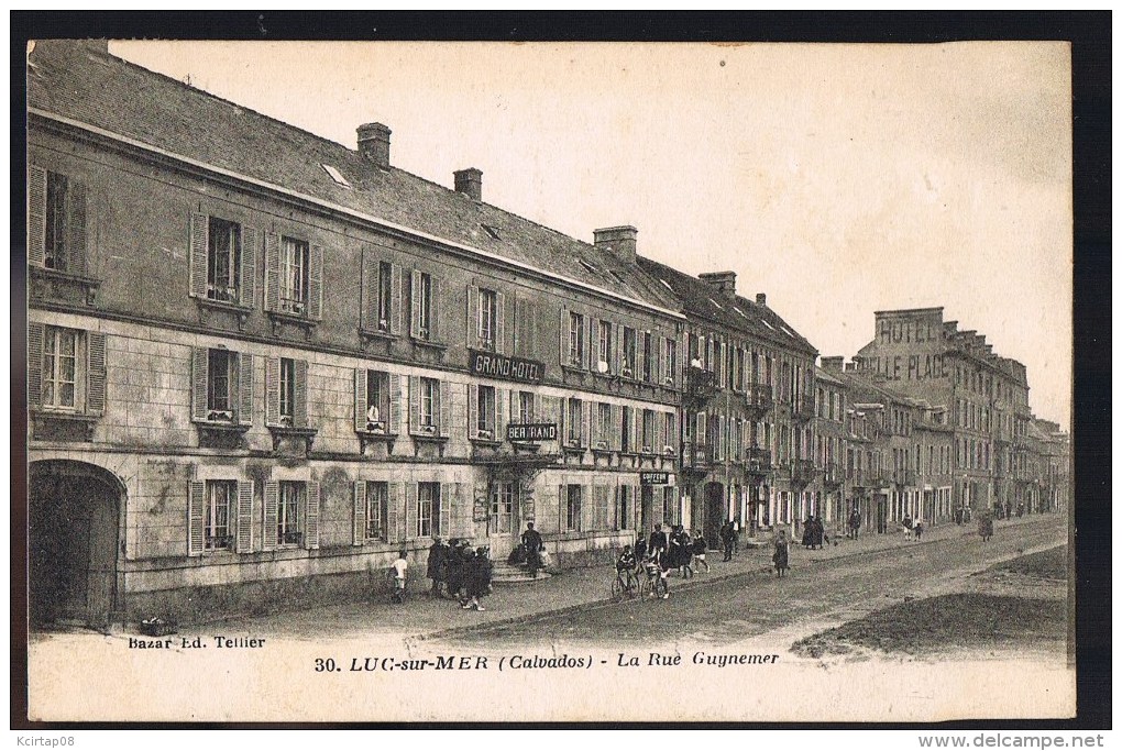 LUC - SUR - MER . La Rue Gugnemer . Animé . - Luc Sur Mer