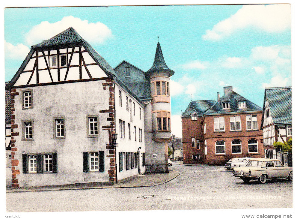 Grossauheim Am Main: FIAT 1500L, VW 1200, FORD 12M P1 STREIFENTAUNUS & P3 - Fackwerkhäuser, Rathaus - (D) - Toerisme