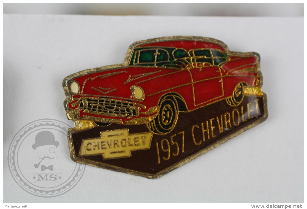 1957 Chevrolet Classic Car - Pin Badge #PLS - Otros & Sin Clasificación