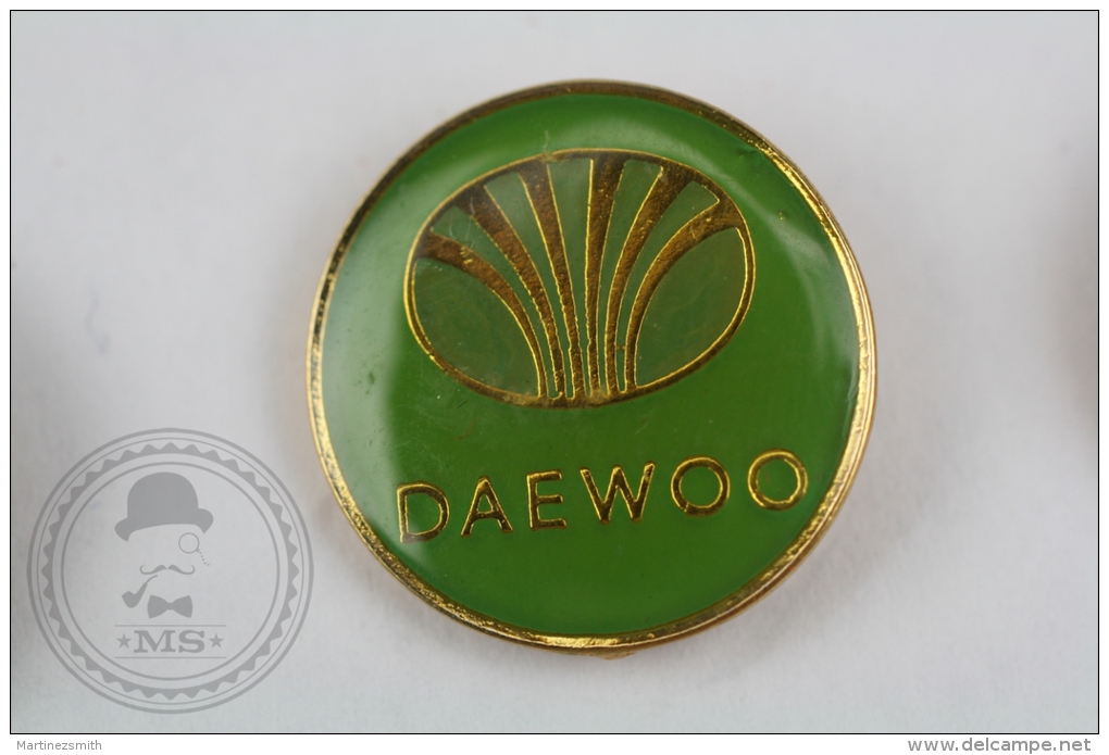 Daewoo Car Logo - Pin Badge #PLS - Otros & Sin Clasificación