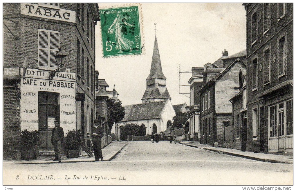 Duclair. La Rue De L'Eglise. Café Du Passage. Tabac. - Duclair