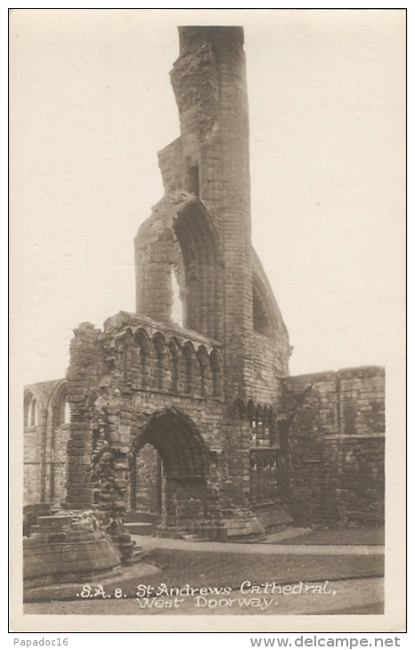 GB - Sc - Fi - St. Andrews Cathedral, West Doorway - Ancient Monuments Dept., H. M. Office Of Works N° S.A. 8 - Fife