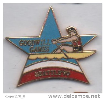 Beau Pin´s En EGF , Bateau , 4 Barreur , Goodwill Games , Seattle - Canoë