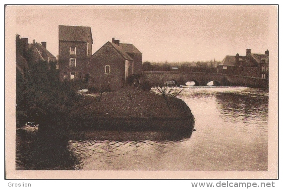 DUCEY (MANCHE) LE MOULIN ET LE VIEUX PONT - Ducey