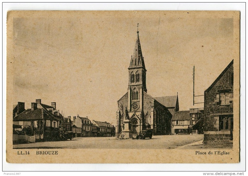 Ref 194 - BRIOUZE - Place De L'église - Briouze