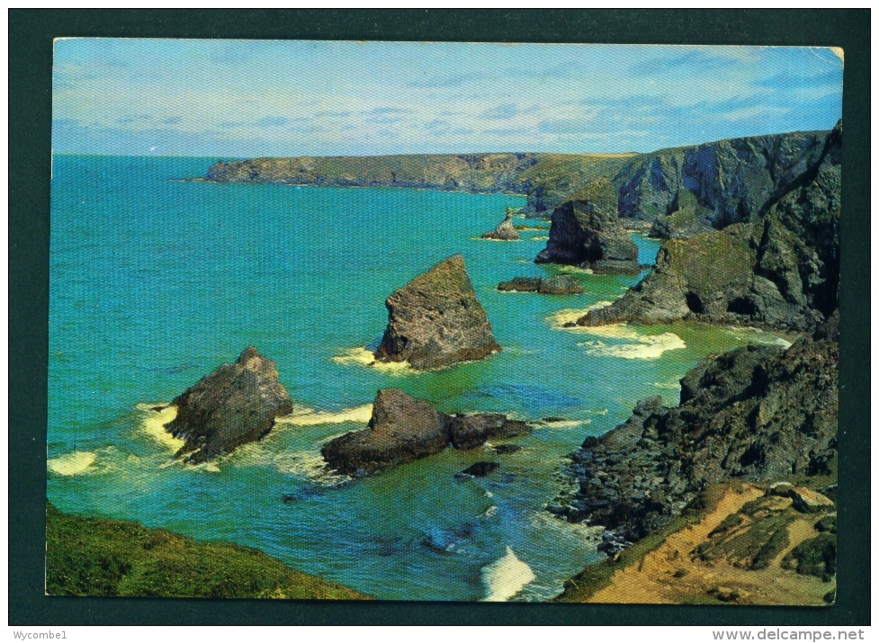 ENGLAND  -  Bedruthan Steps Near Newquay  Used Postcard As Scans - Newquay