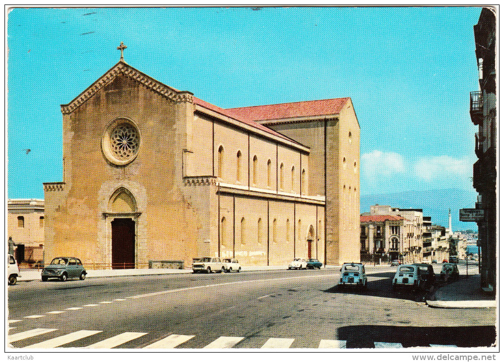 Messina: 4x FIAT 500, 600, 1100, VW 1200 MAGGIOLINO  - Templo Di S. Francesco D´Assisi  - (Italia) - Toerisme