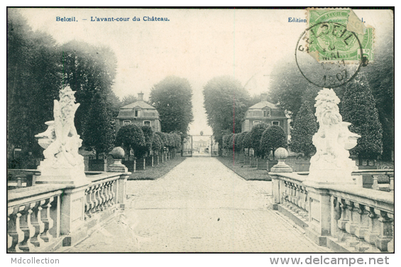 BELGIQUE BELOEIL / L'Avant Cour Du Château / - Beloeil
