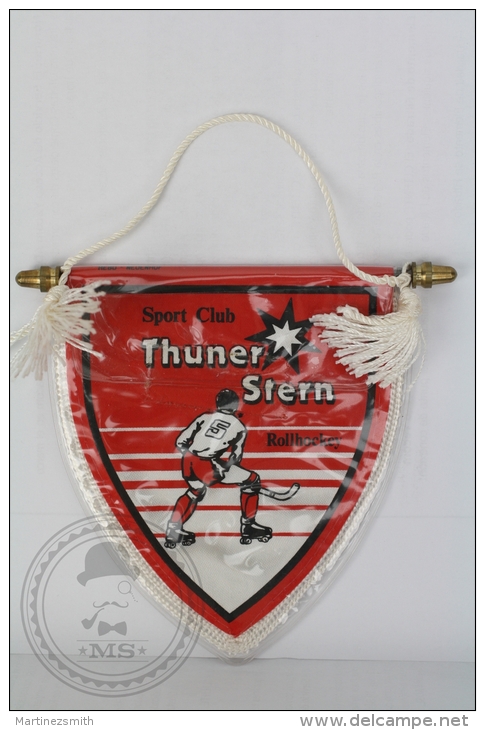 Beautiful Red  & White Hockey Collectible Flag - Sport Club Thunderstern Rollhockey - Sonstige & Ohne Zuordnung