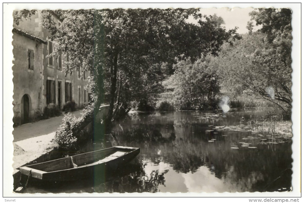 RUFFEC. -  La Charente Au Moulin De Reffousson. Cpsm 9 X14 - Ruffec