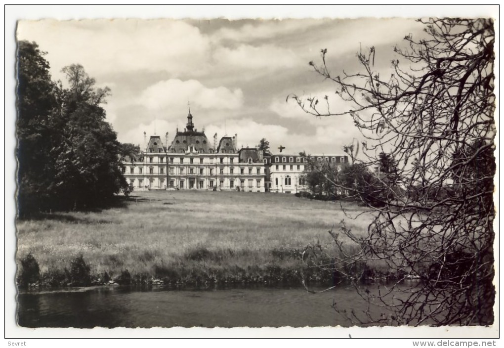 Institut Missionnaire Des Pères De L´Assomption LORMOY . Vue Du Lac. - Otros & Sin Clasificación