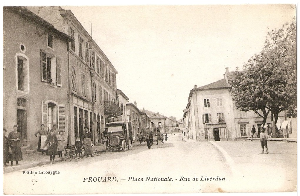 Frouard    Place Nationale   Rue De Liverdun - Frouard