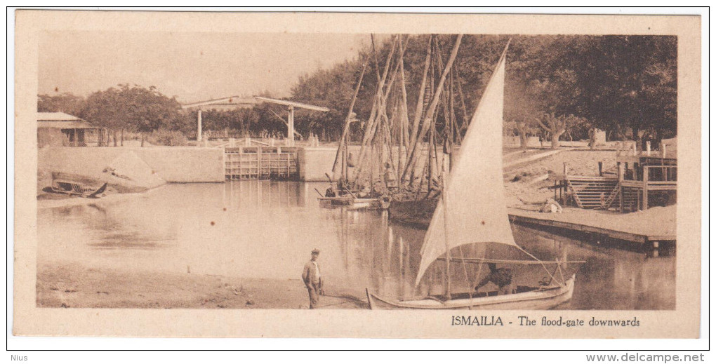 Egypt Egypte, Ismailia, The Flood-gate Downwards, L`ecluse Vu En Oval, Ship Ships Transport - Ismailia