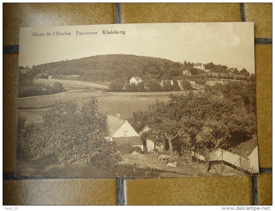 Kluisberg - Mont De L'Enclus : Panorama (vrouw Doet Verstelwerk) - Kluisbergen