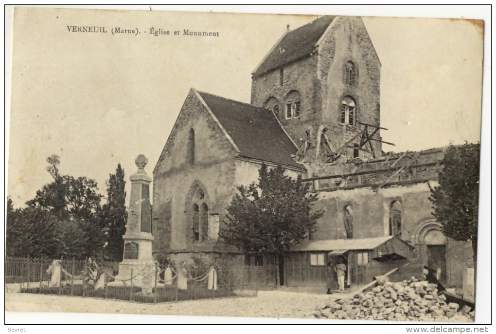 VERNEUIL  - Eglise Et Monument. Eglise En Reconstrution. Rare. - Sonstige & Ohne Zuordnung