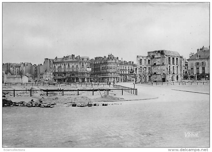 Orléans   45   La Rue De La Hallebarde En 1941  ( Format 10x 15) - Orleans