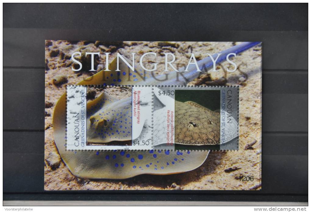 G 215 ++ ST VINCENT 2012 ++ STINGRAY ROGGEN FISH POISSON ++ POSTFRIS MNH ** - St.Vincent (1979-...)