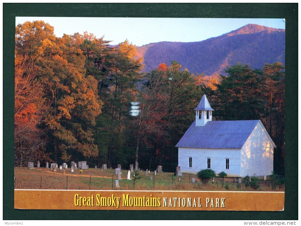 USA  -  Cades Cove Old Methodist Church  Used Postcard As Scans - Smokey Mountains