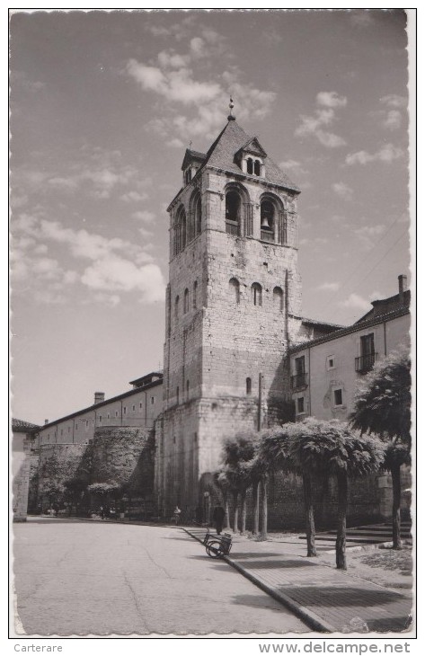 ESPAGNE,SPAIN,ESPANA,CAST ILLA Y LEON,TIERRA DE LEON,COMMARQUE,TORRE SAN ISIDORO Y MURALLAS,charrette - León