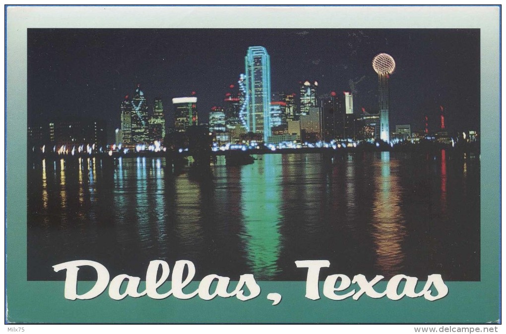ETATS UNIS / UNITED STATES - DALLAS, TEXAS - Dallas At Night During The Flood Of May 1990 - Dallas