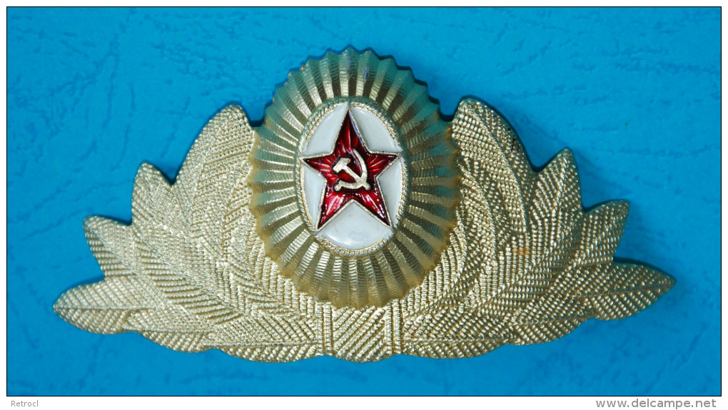 Soviet Army - Head Badge - Casques & Coiffures