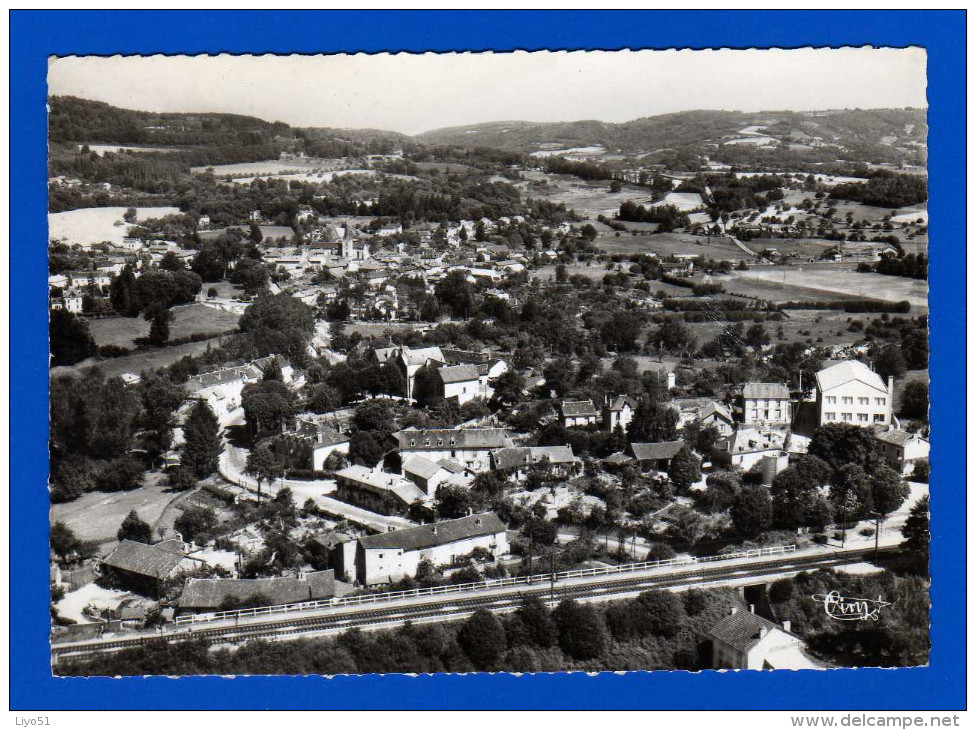 87  AMBAZAC  Hte -Vienne       Vue Générale Aérienne     Gde Dentelée : N&b - - Ambazac