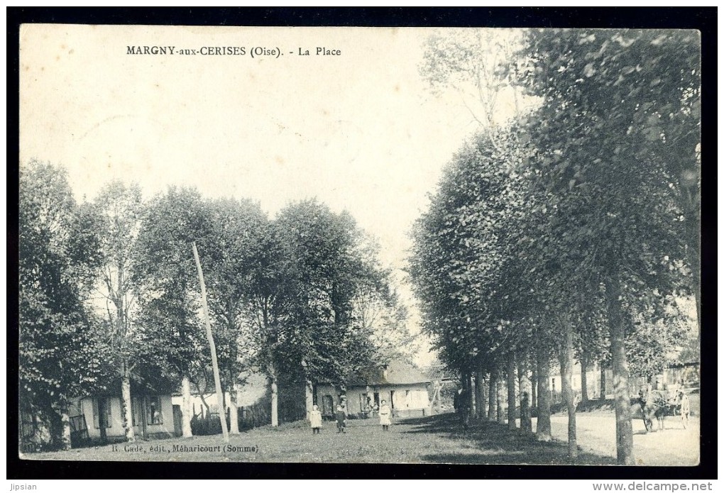 Cpa Du 60 Margny Aux Cerises  La Place   ....  Lassigny Compiègne   JUI11 - Lassigny