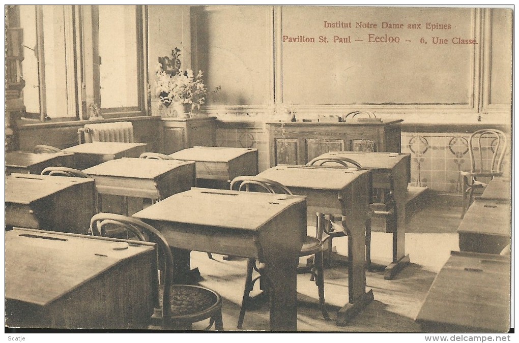 Eecloo.  -  Institut Notre Dame Aux Epines;  Une Classe;    1919   Zele -  Michiels - Dendermonde - Eeklo