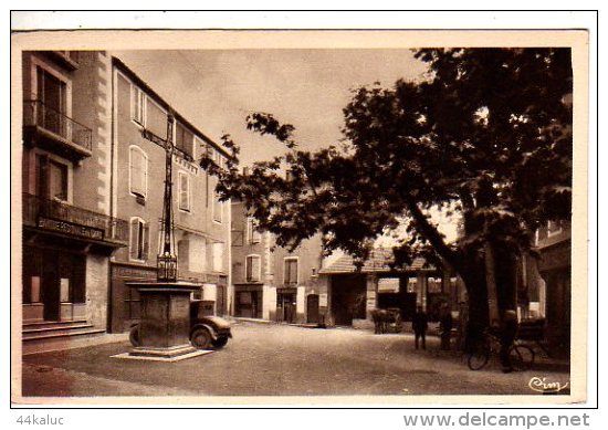 SUMENE  La Place De L'Eglise Banque Régionale Du Gard (voir Scans : Recto Et Verso) - Sumène