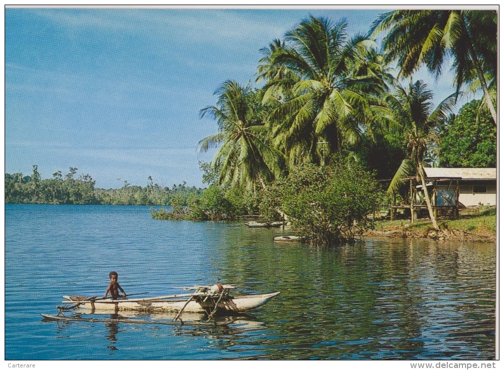 OCEANIE,nord De L"australie,PAPOUASIE NOUVELLE GUINEE,new Guinea,pirogue,canoe,enfa Nt,pilote,marin - Papouasie-Nouvelle-Guinée