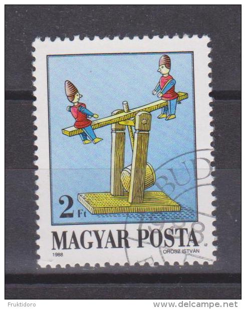 Hungary Mi 3979 Antique Toys - Seesaw - 1988 - Gebruikt