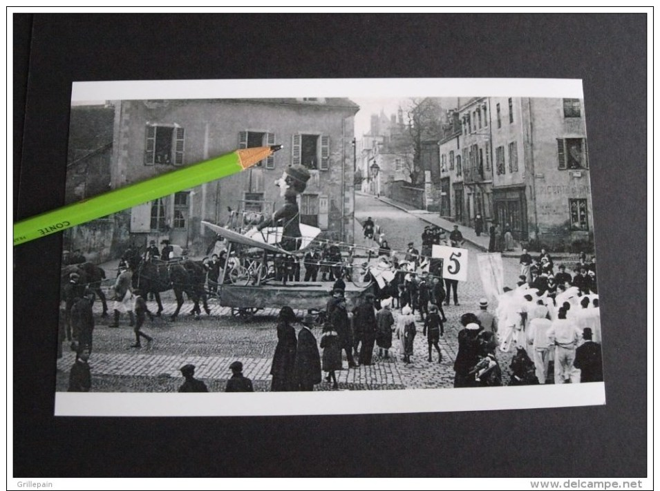 PHOTO PANORAMIQUE  11,5X 18 Cms     DEPARTEMENT  N° 71 SAONE ET LOIRE ..CHALON........LE CARNAVAL !    ! - Autres & Non Classés