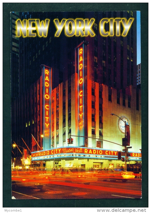 USA  -  New York  Radio City Mucic Hall  Unused Postcard As Scan - Autres Monuments, édifices