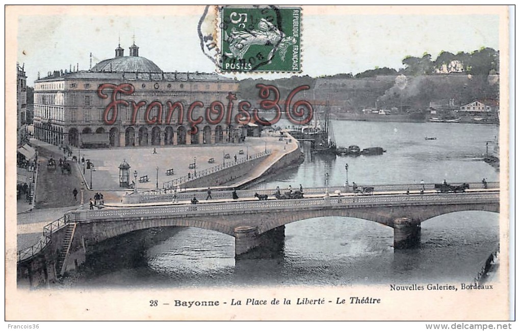 Lot de 21 cartes de Bayonne - Le Théatre & Place de la Liberté uniquement - Très bon état général