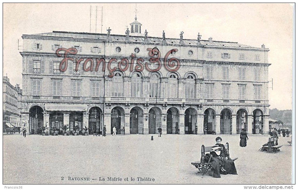 Lot de 21 cartes de Bayonne - Le Théatre & Place de la Liberté uniquement - Très bon état général