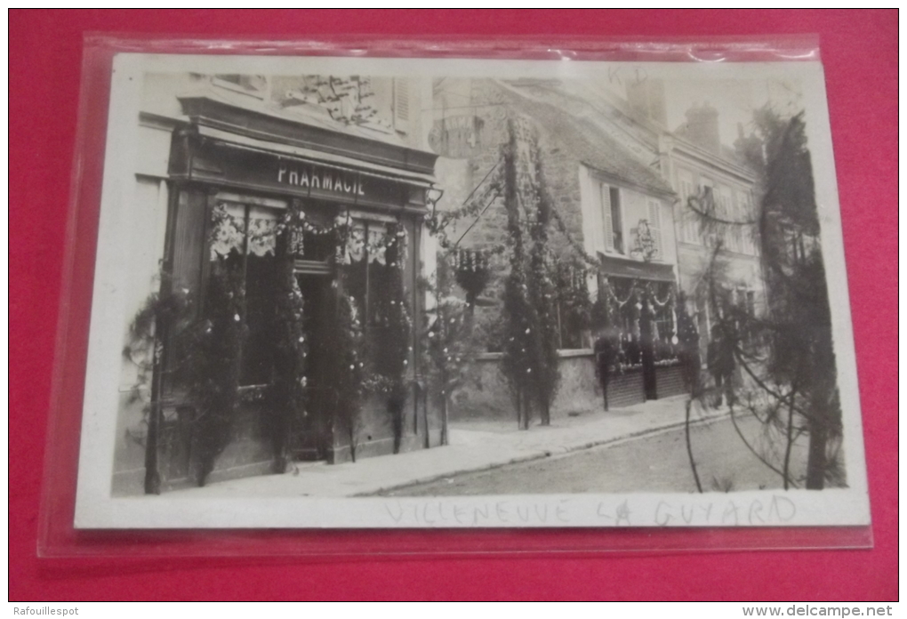 C Photo Villeneuve La Guyarde Pharmacie Decorations - Villeneuve-la-Guyard