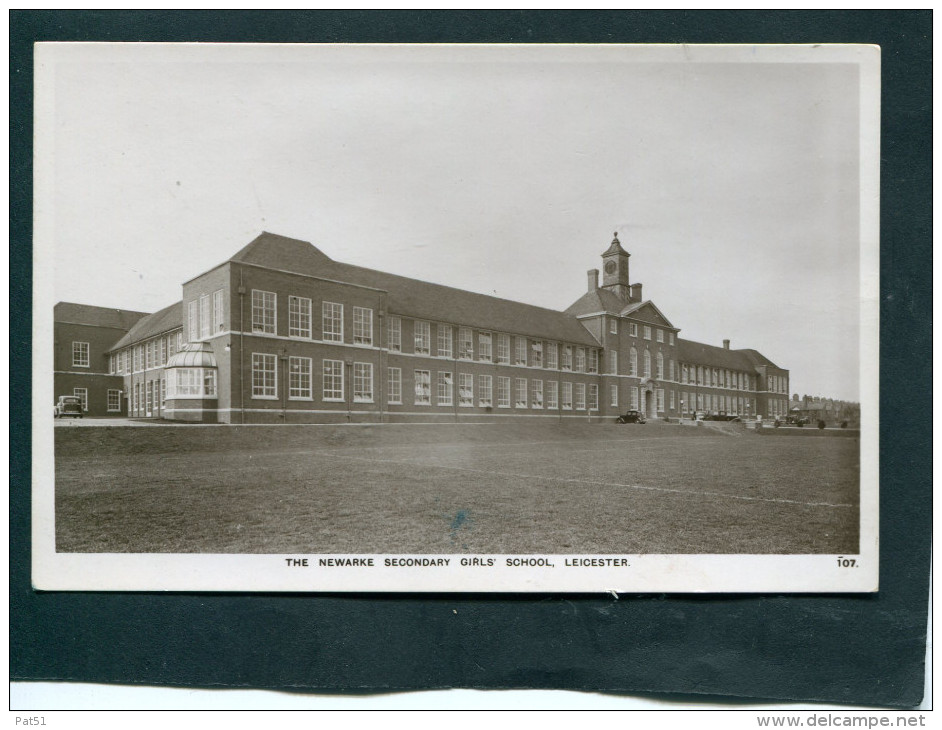 UNITED KINGDOM - Leicester : The Newarke Secondary Girl´s School - Leicester