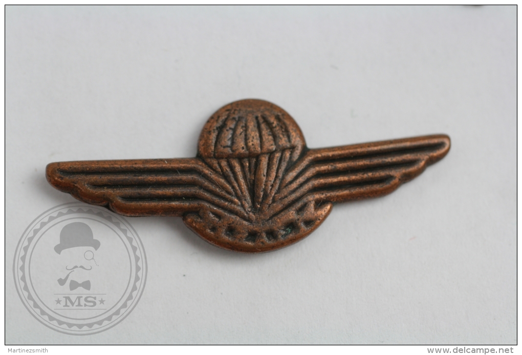 Army Parachutist  - Pin Badge #PLS - Militari