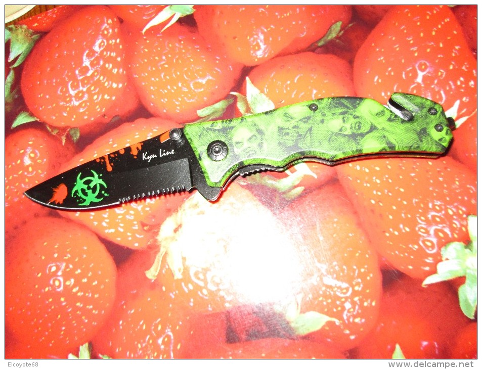Couteau Zombie N° 1 Manche Vert - Knives/Swords