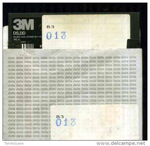 X 13 COMMODORE 64 FLOPPY CONTENUTO PREVALENTE GAMES VEDI ADATTO PER UTENTI ESPERTI - Dischetti 5.25